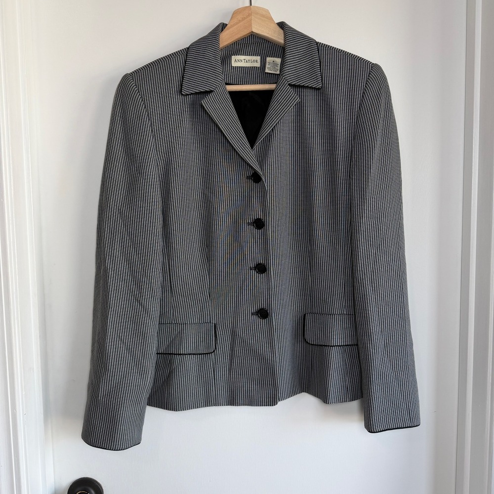 Ann Taylor Vintage Black‎ White Textured Button Front Blazer Lined Womens Size 8